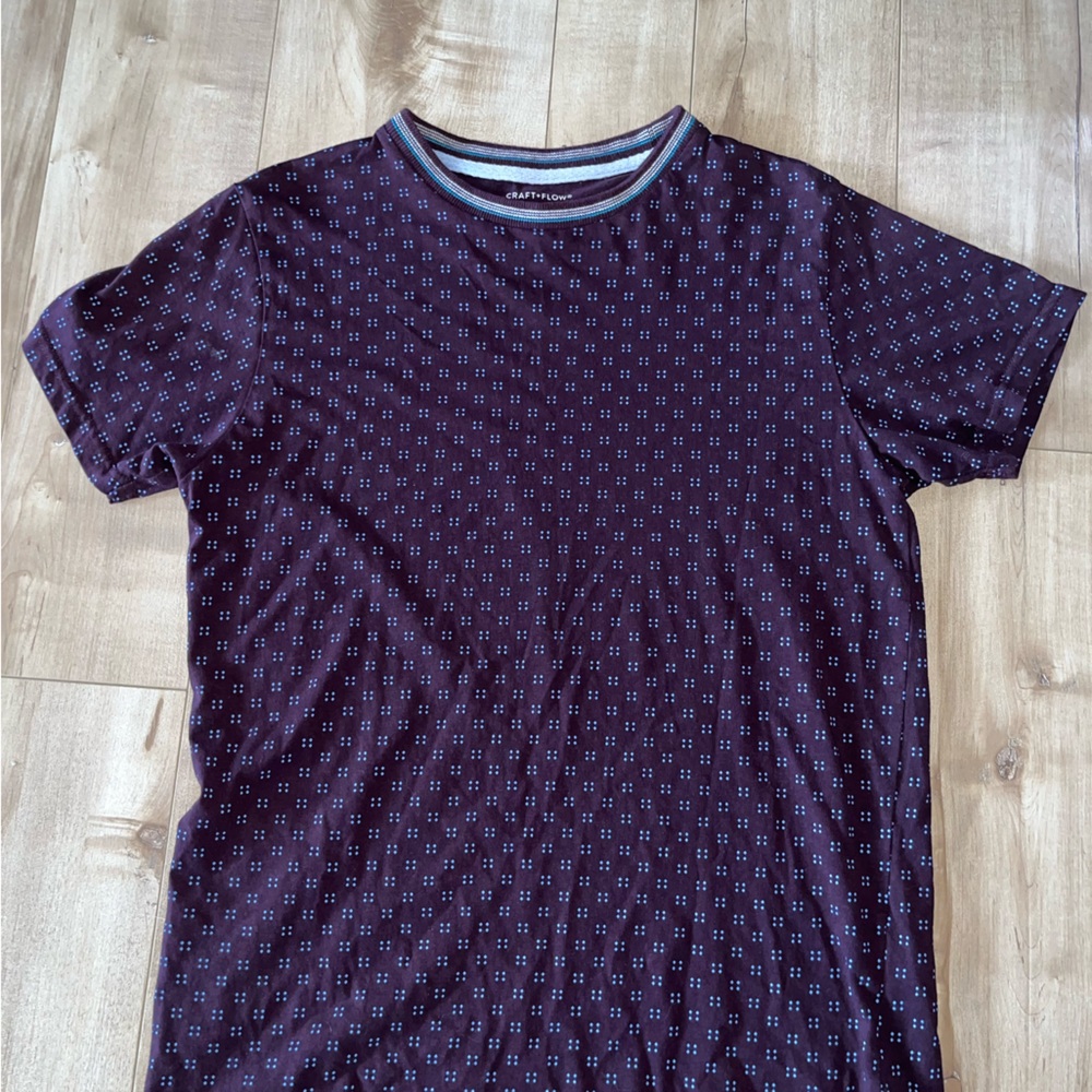 Craft+Flow Knitwear maroon with blue details dress shirt, size small. Never worn